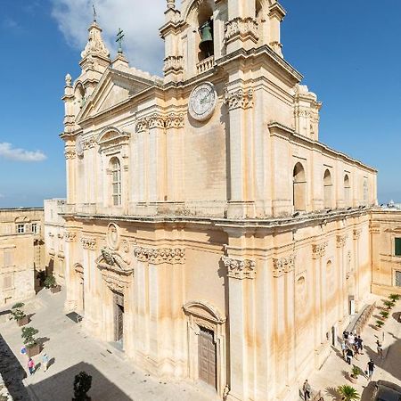 Ferienwohnung Palazzo 16Th Century Mdina, Opposite St Paul'S Cathedral By 360 Estates Exterior foto