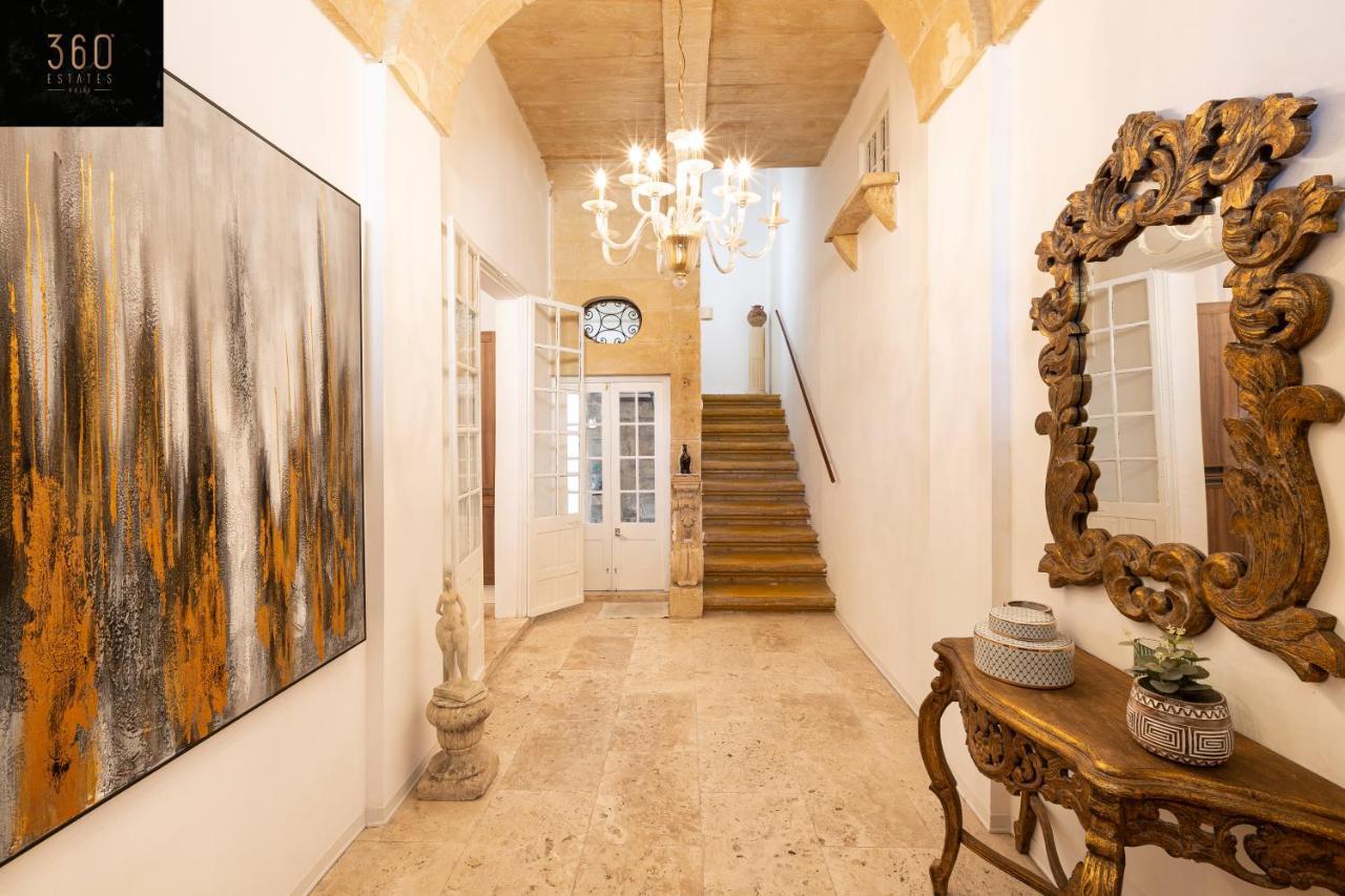 Ferienwohnung Palazzo 16Th Century Mdina, Opposite St Paul'S Cathedral By 360 Estates Exterior foto