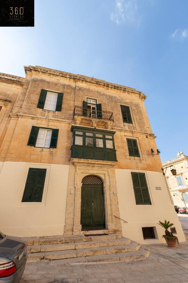 Ferienwohnung Palazzo 16Th Century Mdina, Opposite St Paul'S Cathedral By 360 Estates Exterior foto