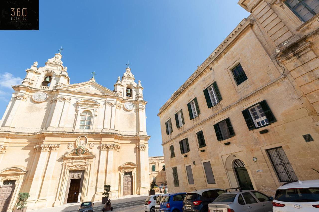 Ferienwohnung Palazzo 16Th Century Mdina, Opposite St Paul'S Cathedral By 360 Estates Exterior foto